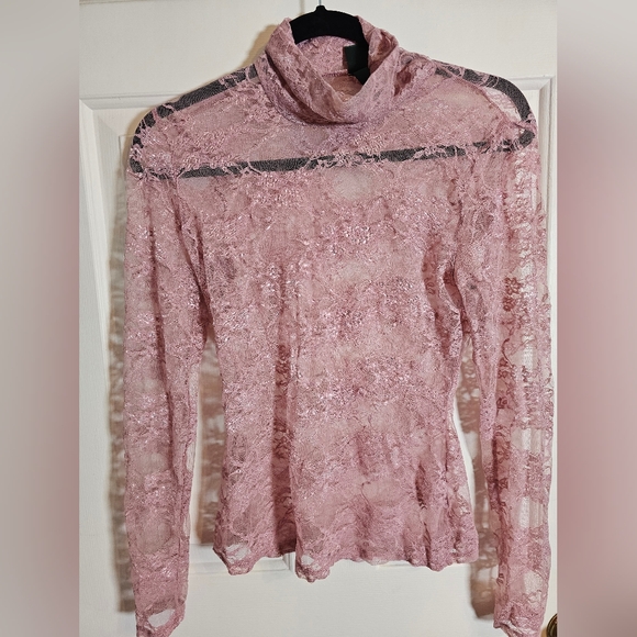 Wild Fable Pink Lace Long Sleeve Top Size Small - Picture 1 of 5